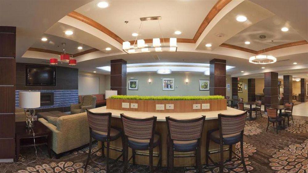 Holiday Inn Express & Suites Alexandria - Fort Belvoir By Ihg Exterior foto